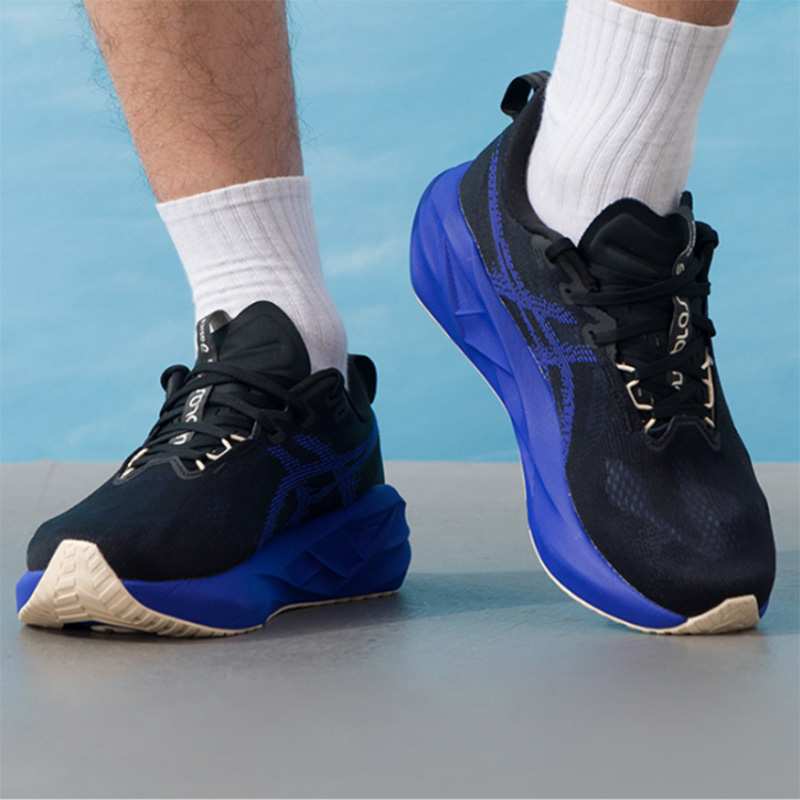 Кроссовки для бега Asics NOVAB – обзор и цена Running Gear Asics