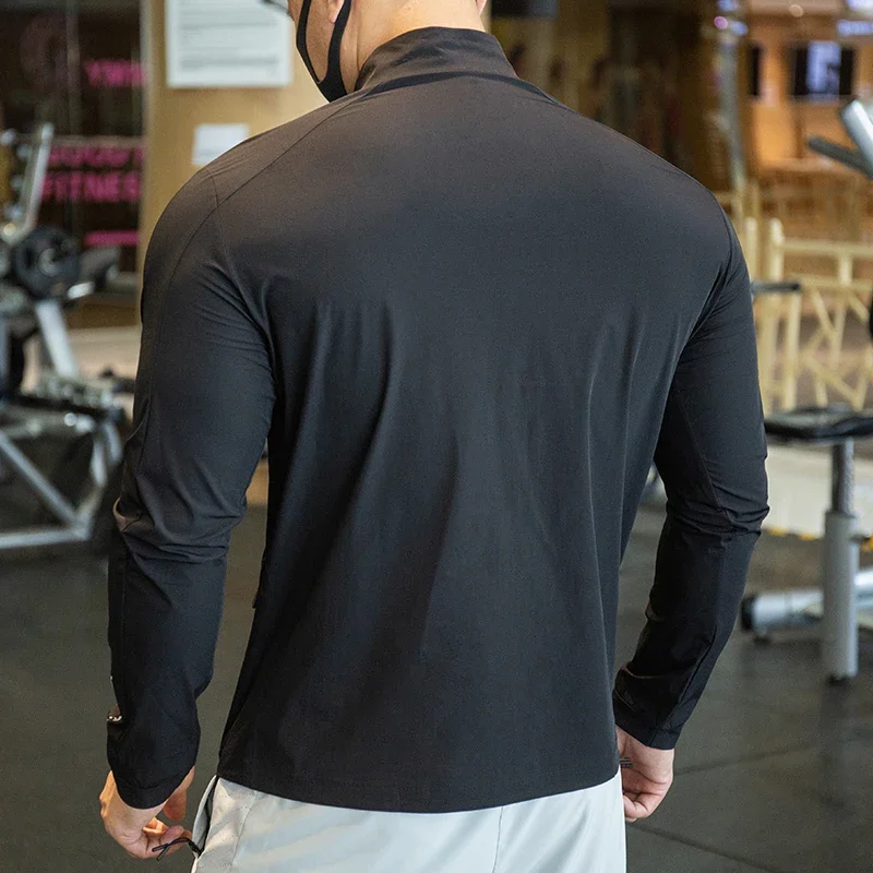 Мужские быстросохнущие куртки  – обзор и цена Reflective Running Jacket